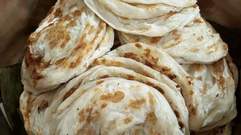 800px-An_image_of_Parotta_20200102182751